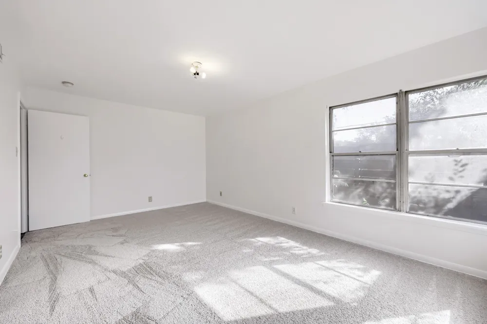 6716 Woodstock Road Fort Worth, TX 76116