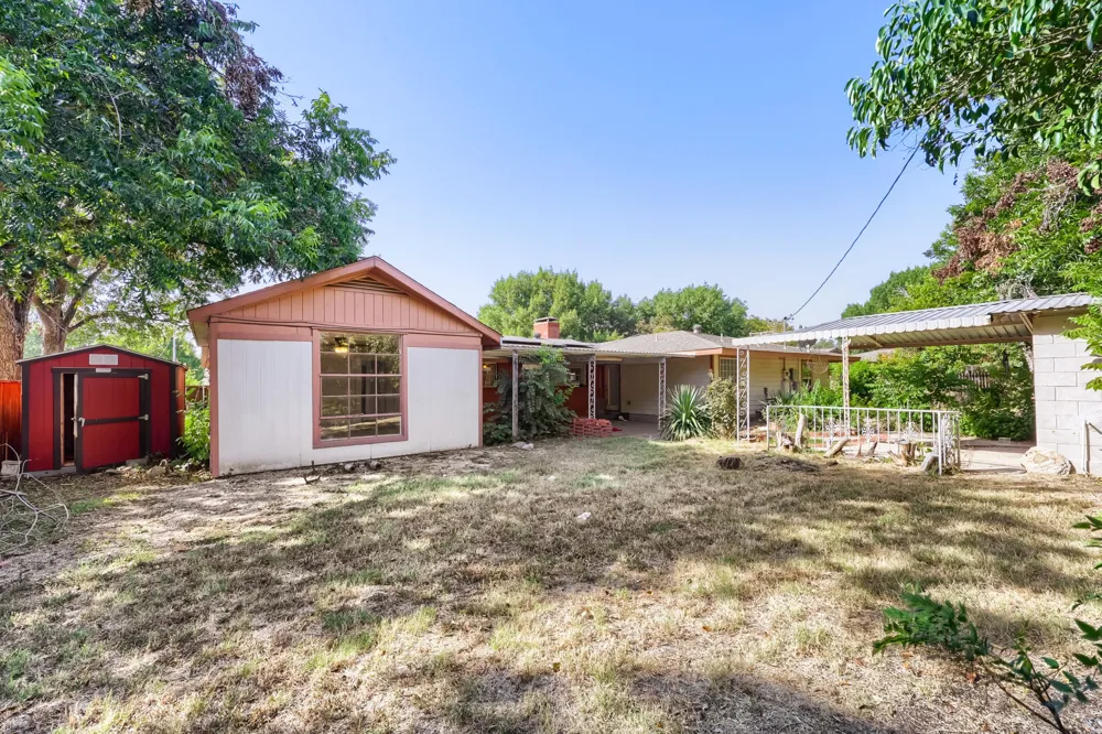 6716 Woodstock Road Fort Worth, TX 76116