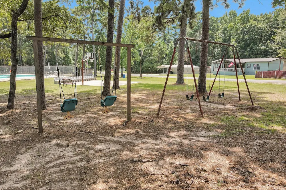 308 Point Drive Trinity, TX 75862