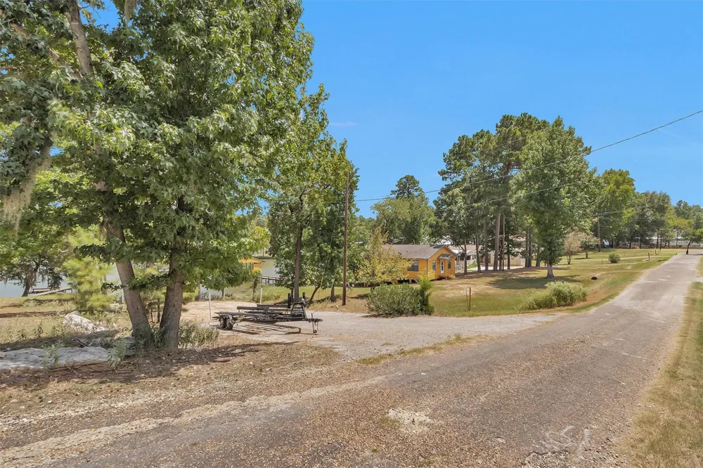 308 Point Drive Trinity, TX 75862