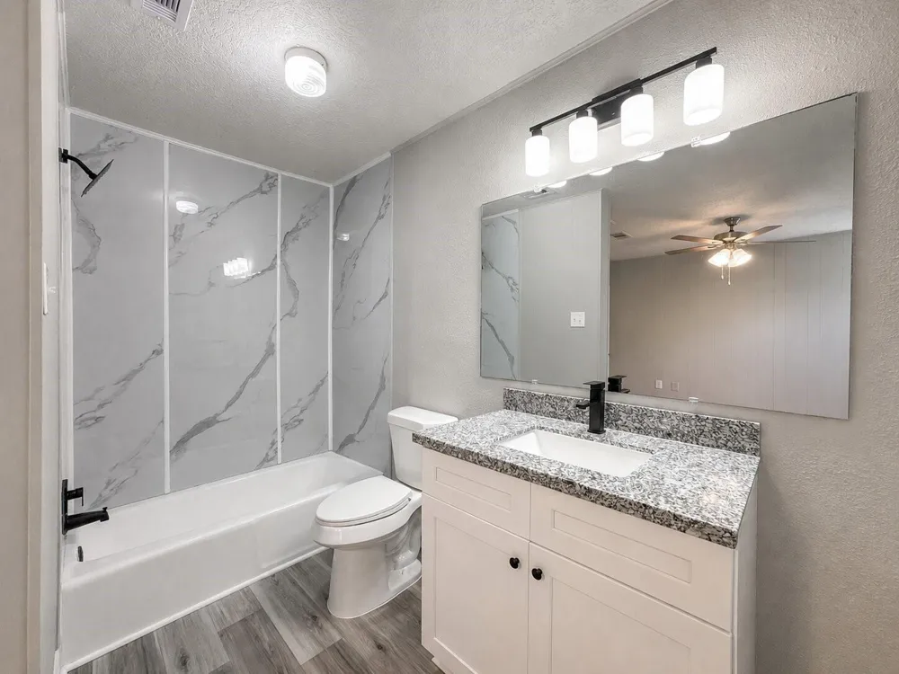 429 17th Avenue Texas City, TX 77590