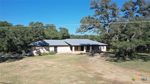 608 W Mustang Lane