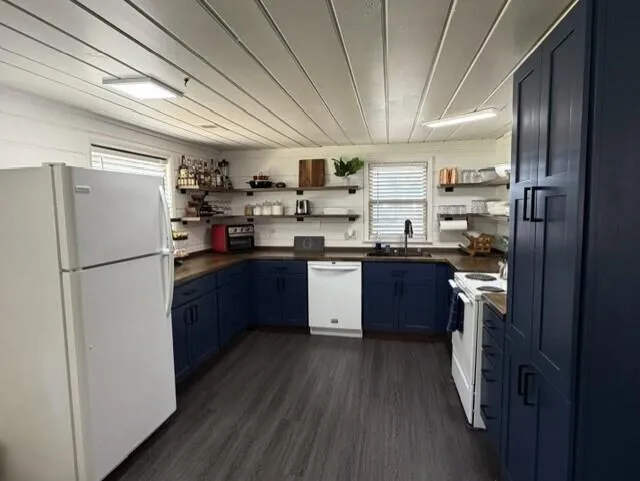 222 Cottage Drive Prudenville, MI 48651