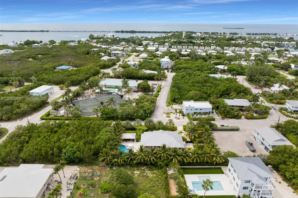 122 S Bahama Dr Duck, FL 33050