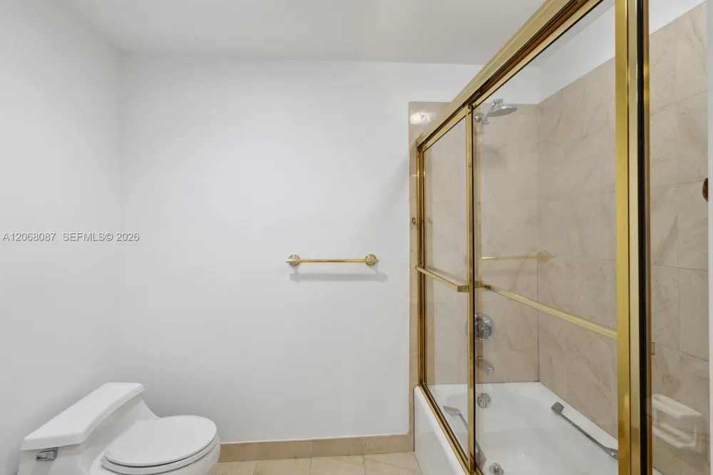 888 Brickell Key Dr #1600 Miami, FL 33131