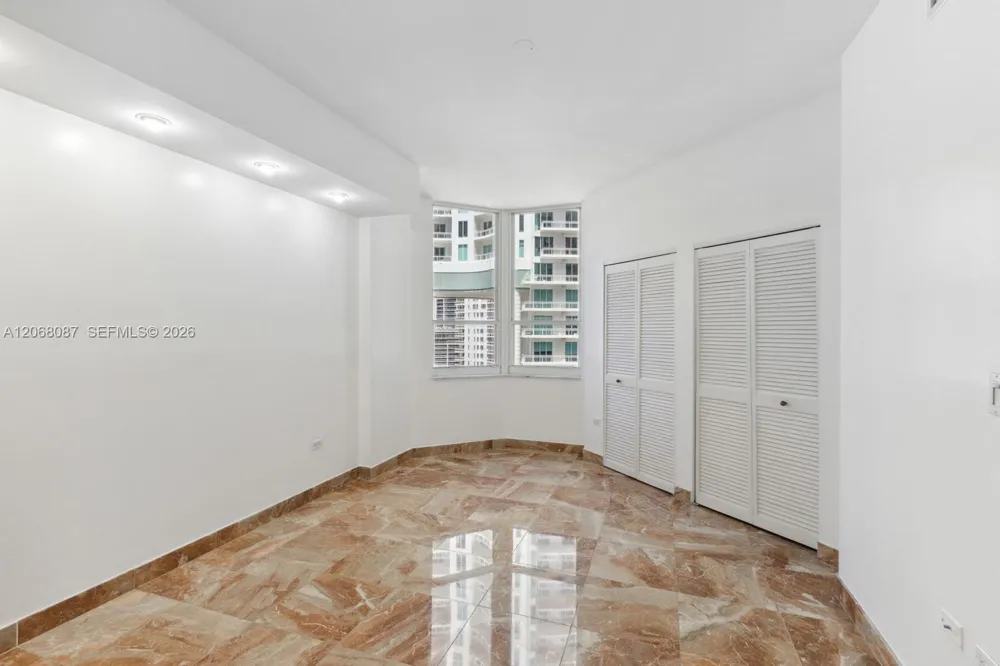 888 Brickell Key Dr #1600 Miami, FL 33131