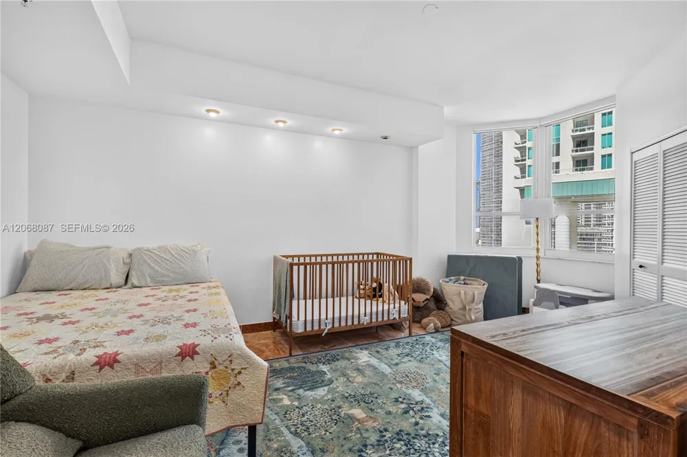 888 Brickell Key Dr #1600 Miami, FL 33131