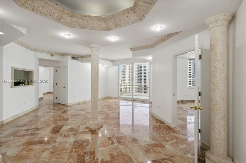 888 Brickell Key Dr #1600 Miami, FL 33131