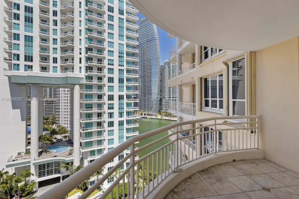 888 Brickell Key Dr #1600 Miami, FL 33131