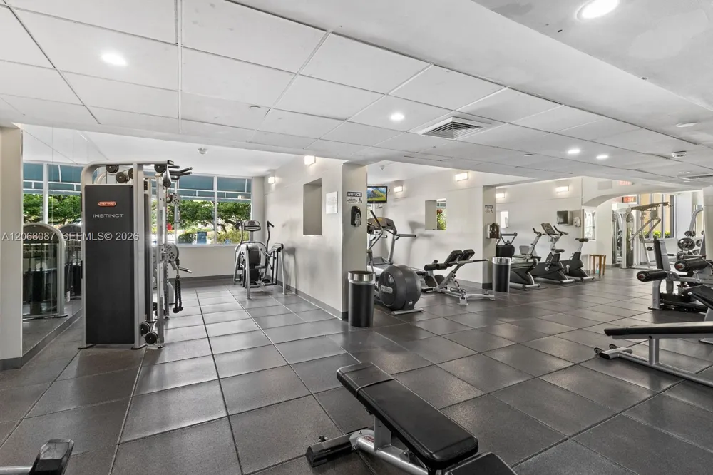 888 Brickell Key Dr #1600 Miami, FL 33131