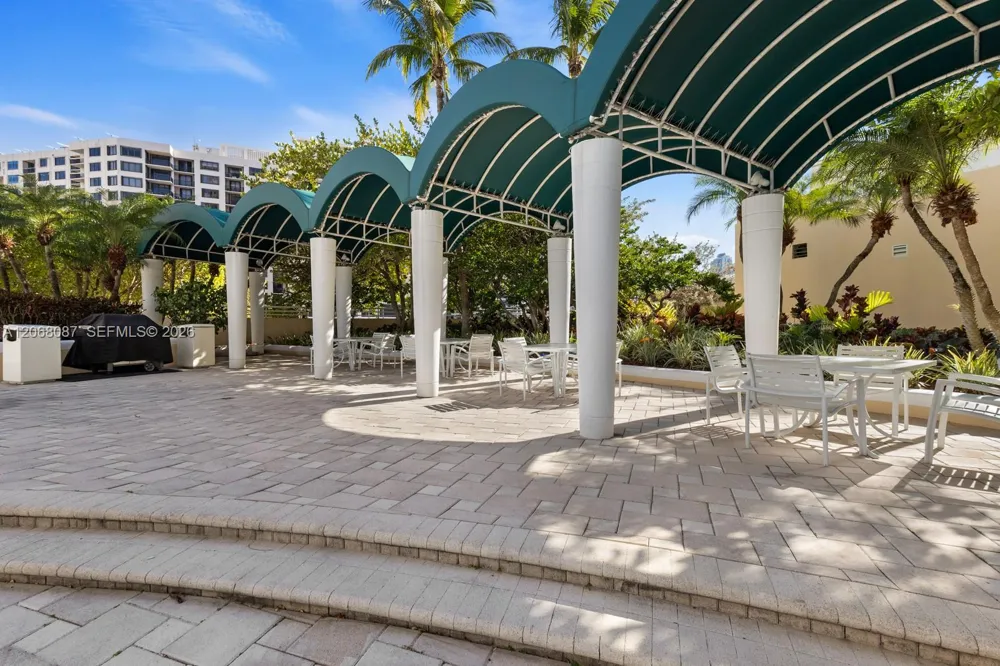 888 Brickell Key Dr #1600 Miami, FL 33131
