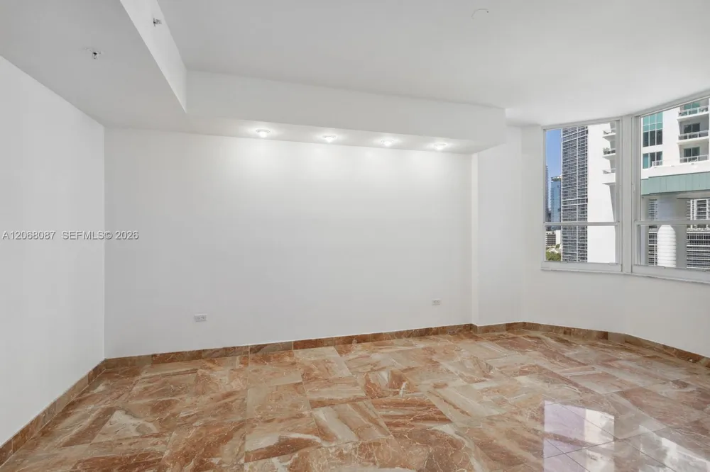 888 Brickell Key Dr #1600 Miami, FL 33131