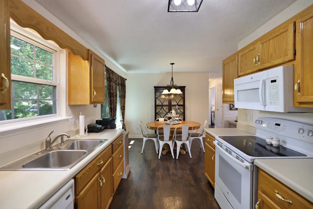 103 Betsy Ter Columbia, TN 38401