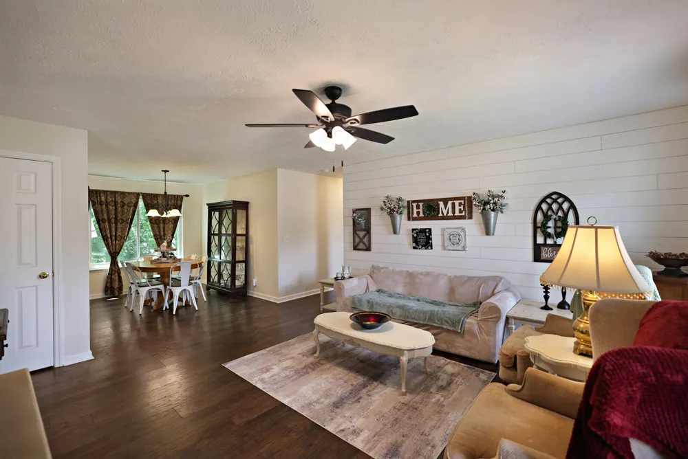 103 Betsy Ter Columbia, TN 38401