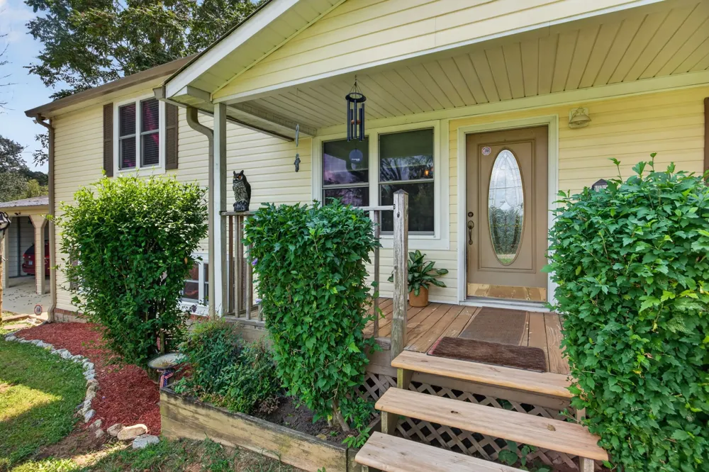 165 E Whitehall Rd Cookeville, TN 38501