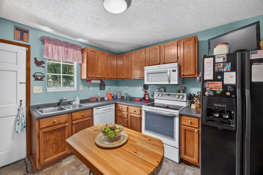 165 E Whitehall Rd Cookeville, TN 38501