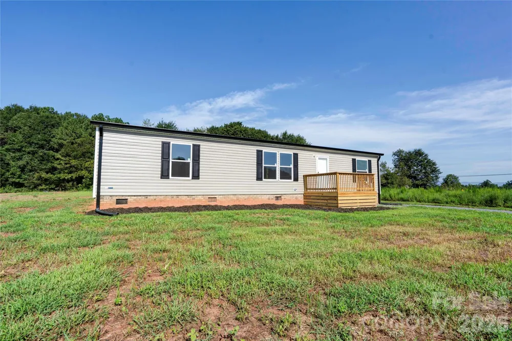 804 Eagleview Lane Lawndale, NC 28090