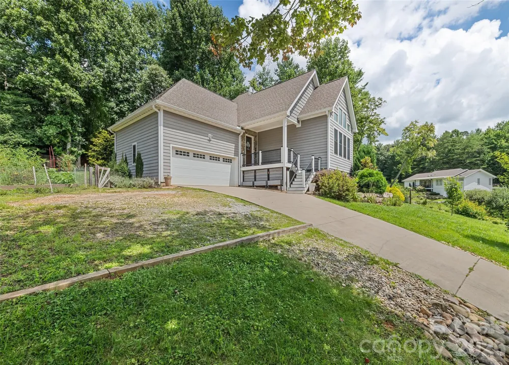 18 Forget Me Not Meadows Fairview, NC 28730