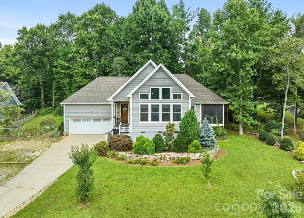 18 Forget Me Not Meadows Fairview, NC 28730