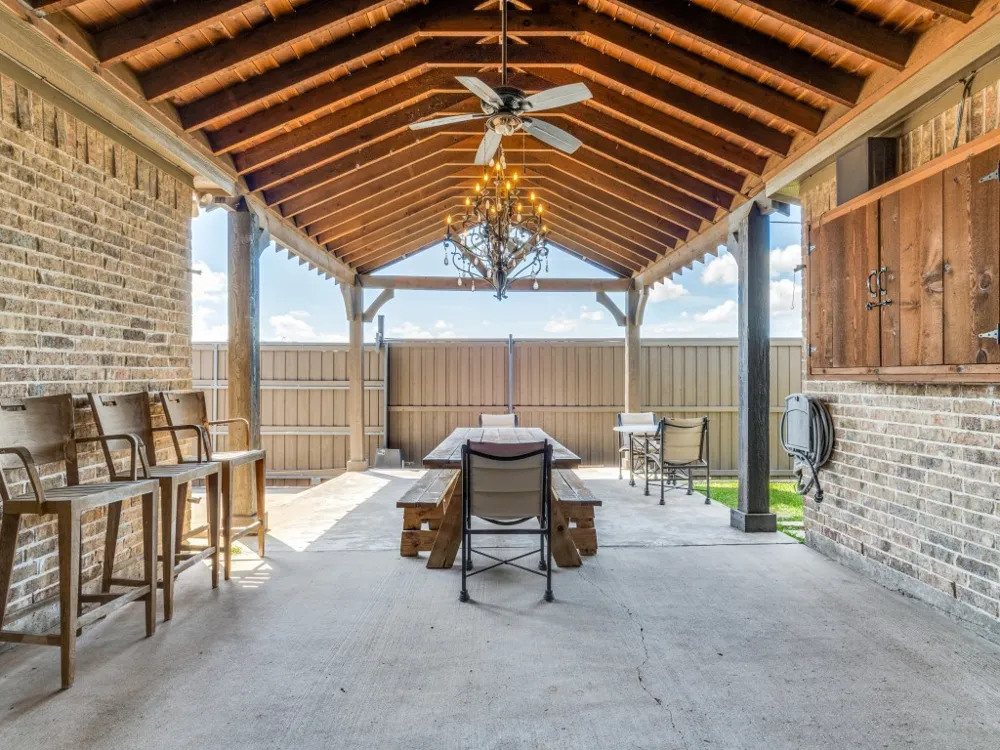 7110 Waterbury Drive Rowlett, TX 75089