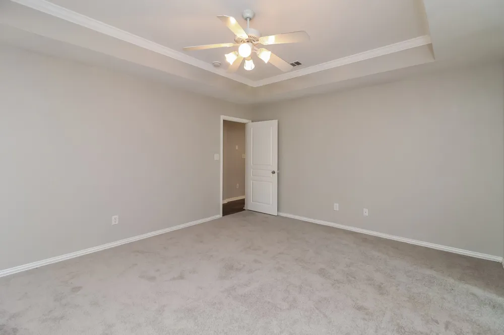 911 Joshua Drive Burleson, TX 76028