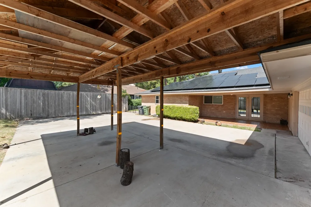 1807 Holm Oak Street Arlington, TX 76012