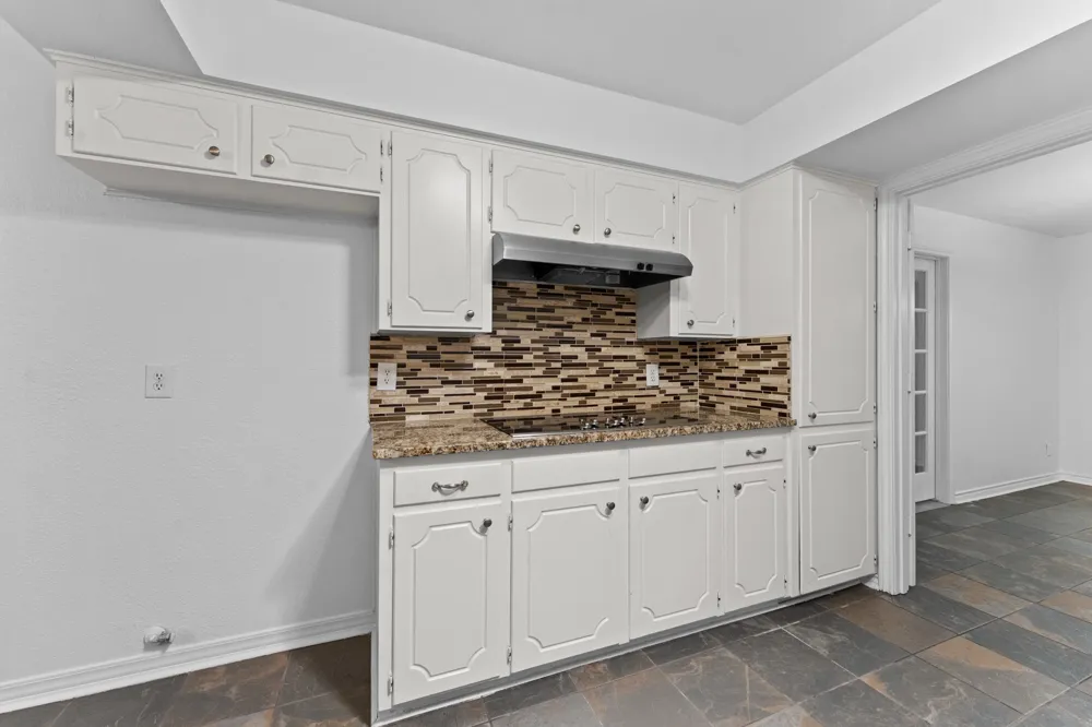 1807 Holm Oak Street Arlington, TX 76012