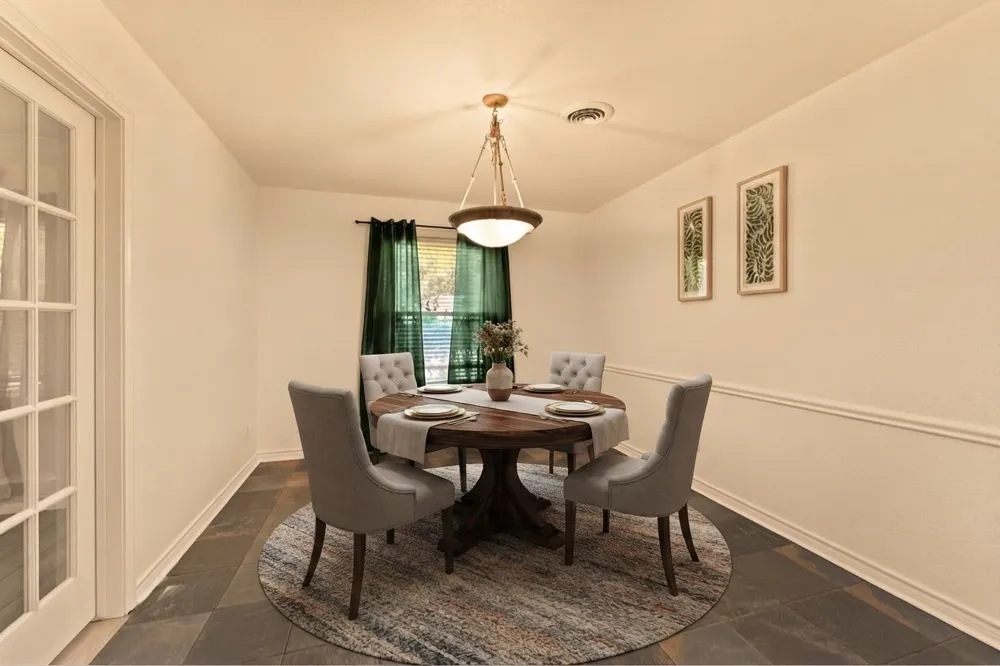 1807 Holm Oak Street Arlington, TX 76012