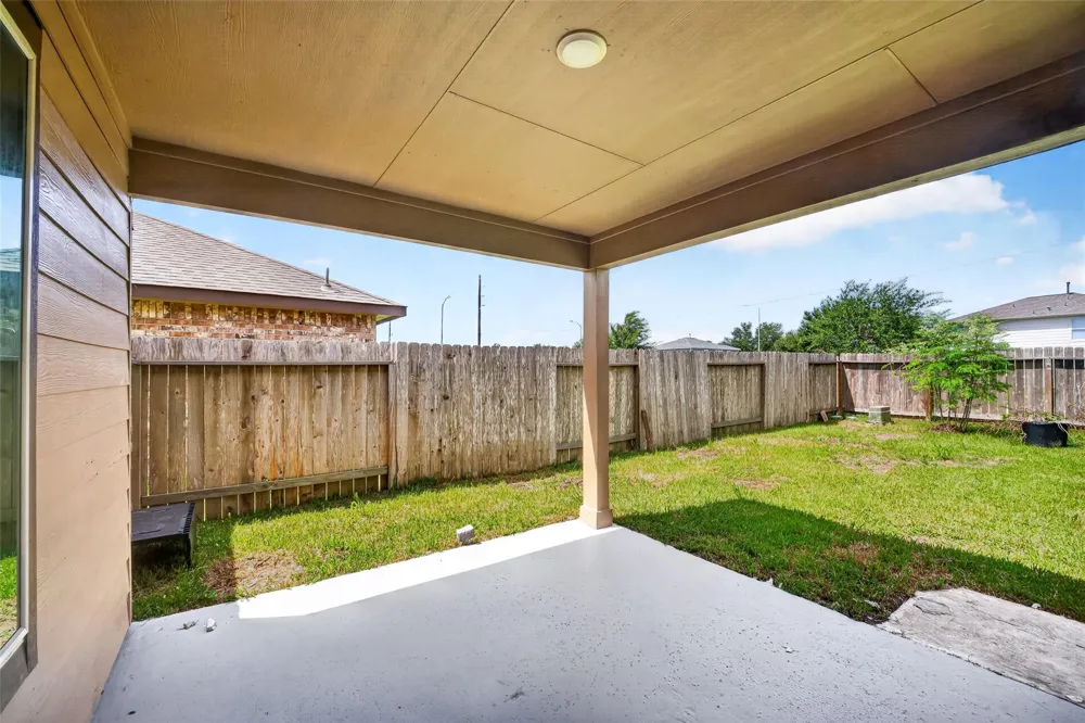 8126 Oakleaf Meadow Court Rosharon, TX 77583