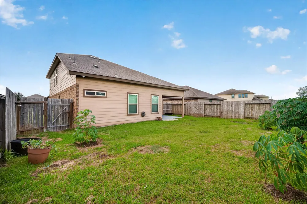 8126 Oakleaf Meadow Court Rosharon, TX 77583