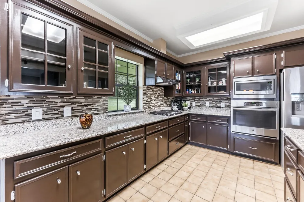 1623 Green Briar Drive Huntsville, TX 77340