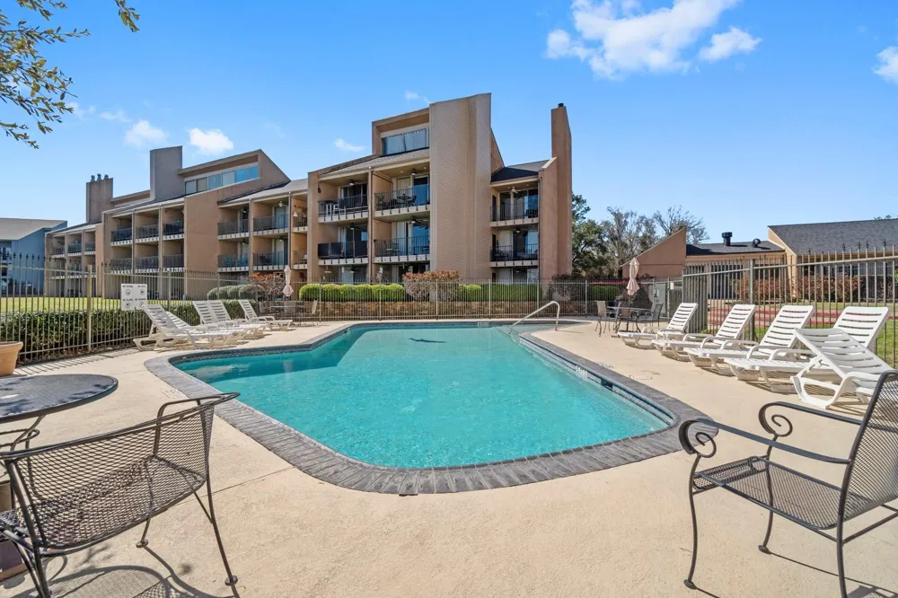 12600 Melville Drive #102A Montgomery, TX 77356
