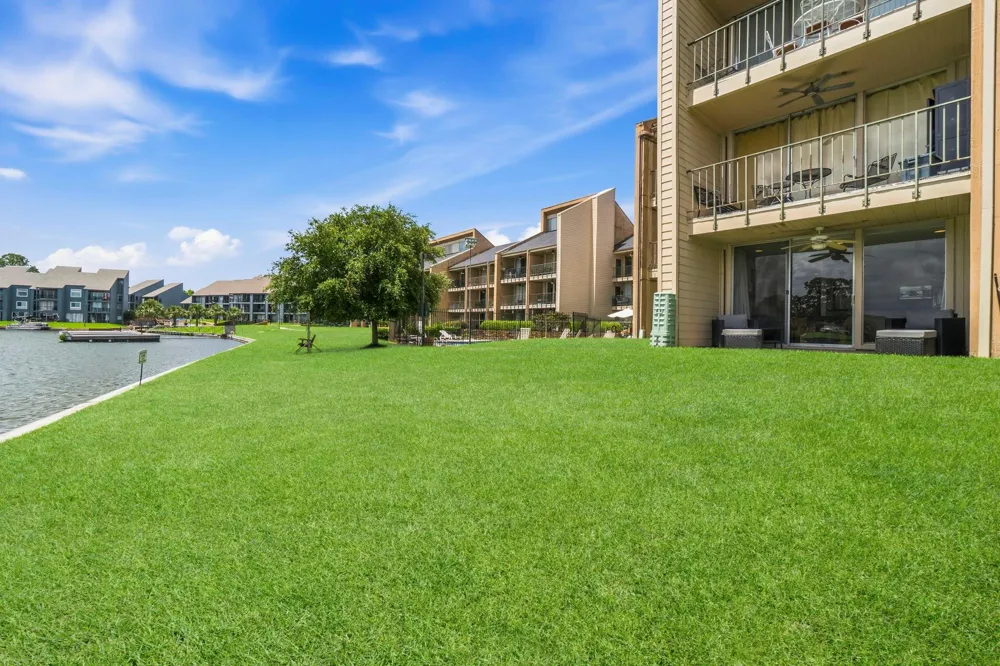 12600 Melville Drive #102A Montgomery, TX 77356
