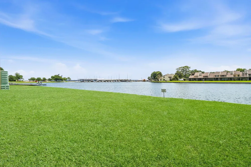 12600 Melville Drive #102A Montgomery, TX 77356