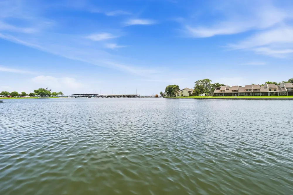 12600 Melville Drive #102A Montgomery, TX 77356