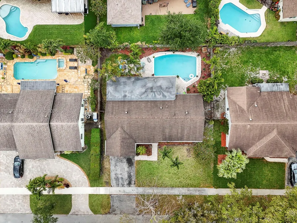 5009 SW 104th Ave Cooper City, FL 33328
