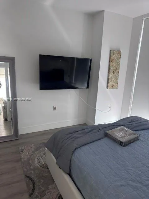 121 NE 34th St #1001 Miami, FL 33137