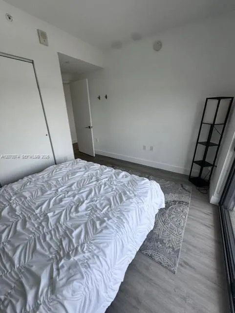 121 NE 34th St #1001 Miami, FL 33137
