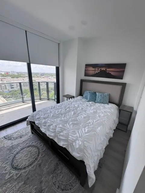 121 NE 34th St #1001 Miami, FL 33137
