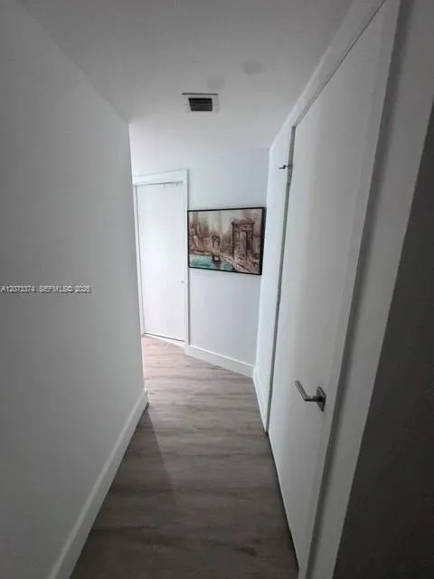 121 NE 34th St #1001 Miami, FL 33137