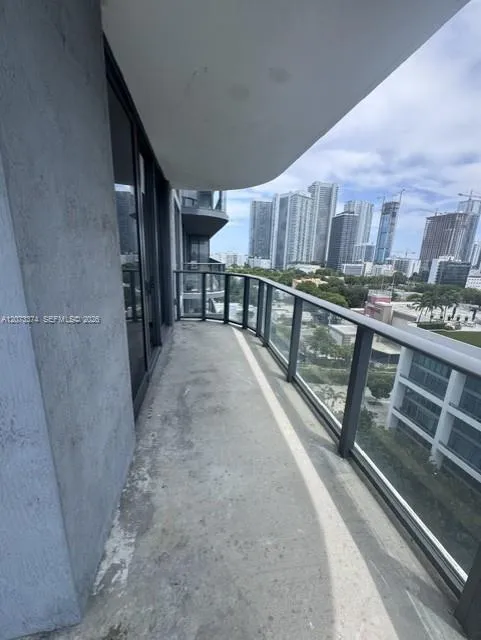 121 NE 34th St #1001 Miami, FL 33137