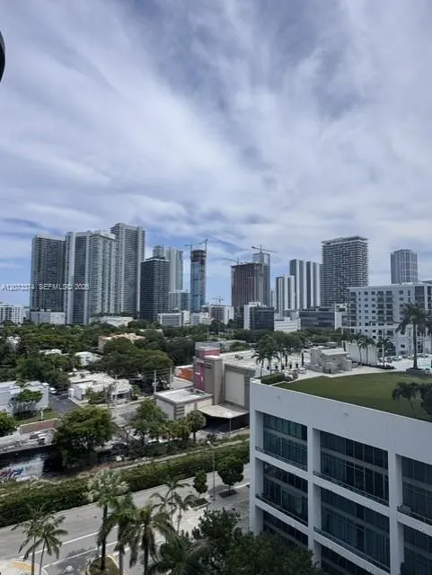 121 NE 34th St #1001 Miami, FL 33137