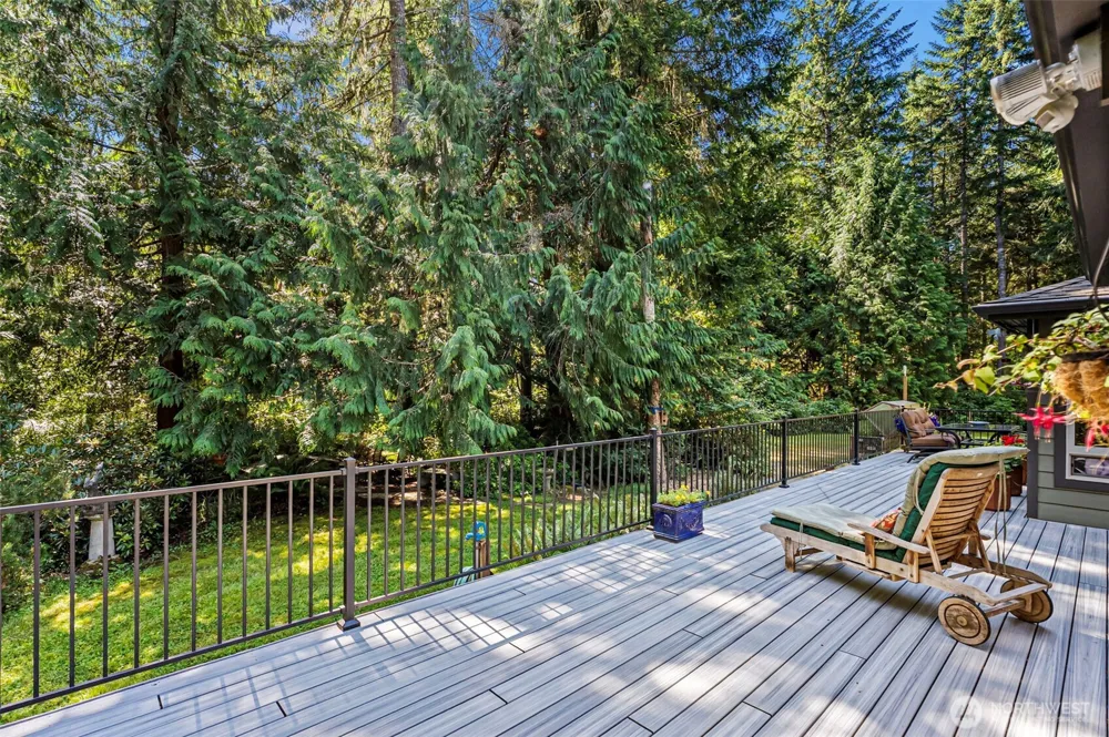 4881 Lone Bear Lane SW Port Orchard, WA 98367
