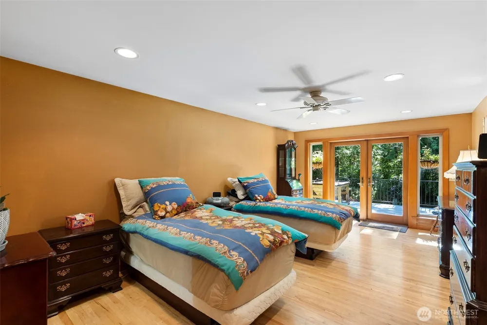 4881 Lone Bear Lane SW Port Orchard, WA 98367