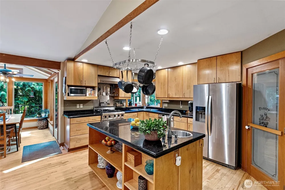 4881 Lone Bear Lane SW Port Orchard, WA 98367