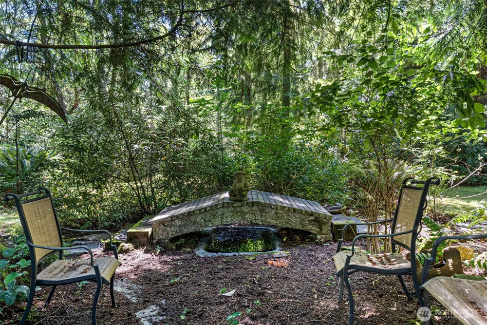 4881 Lone Bear Lane SW Port Orchard, WA 98367
