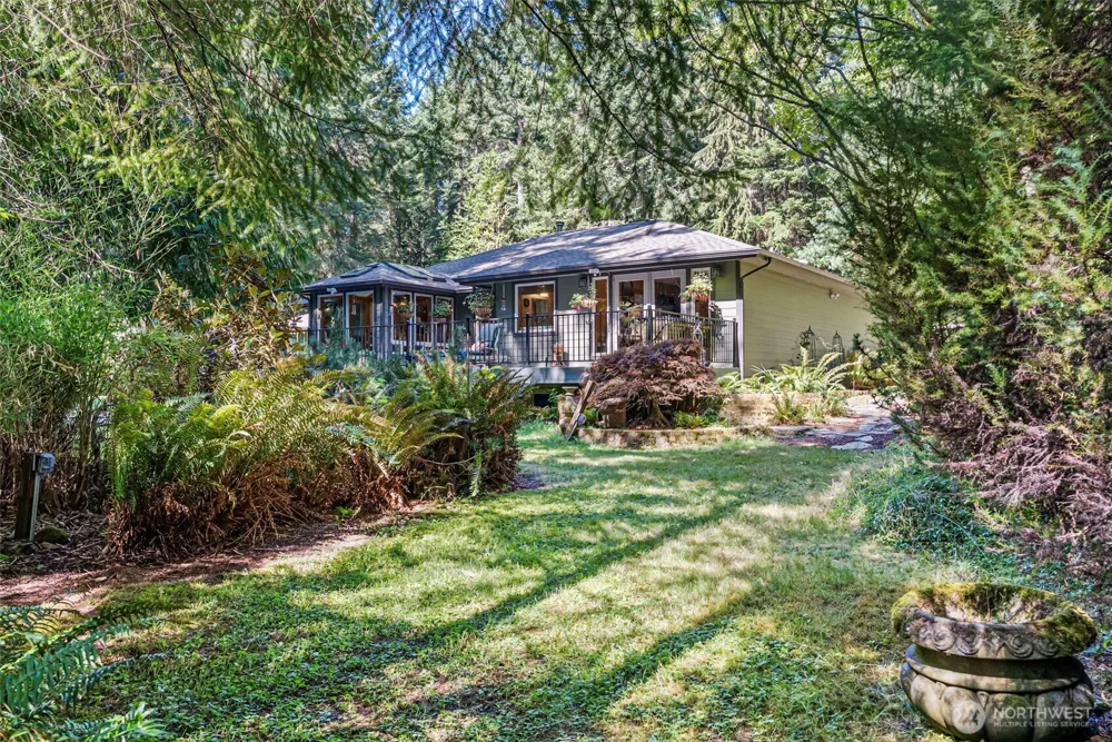 4881 Lone Bear Lane SW Port Orchard, WA 98367