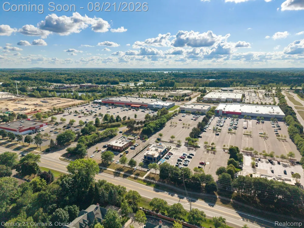 7981 Lawrence West Bloomfield Charter Township, MI 48322
