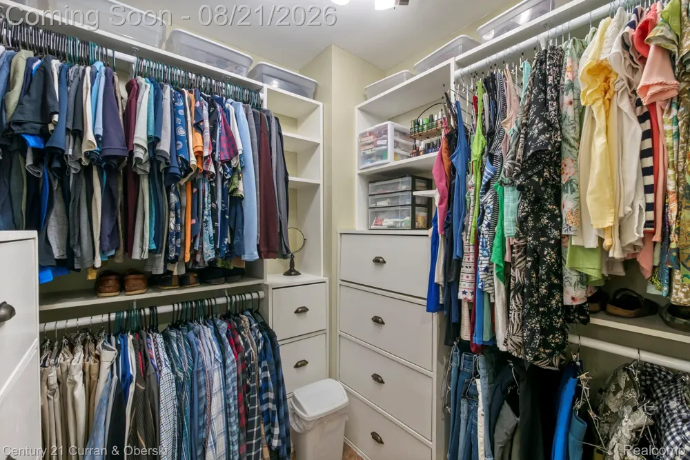 7981 Lawrence West Bloomfield Charter Township, MI 48322