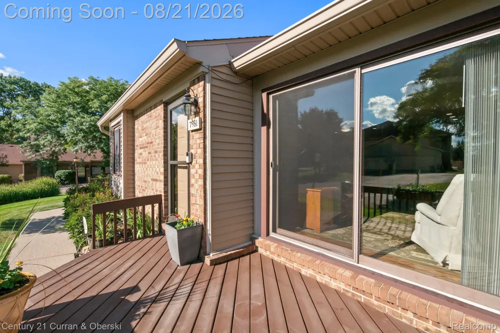 7981 Lawrence West Bloomfield Charter Township, MI 48322